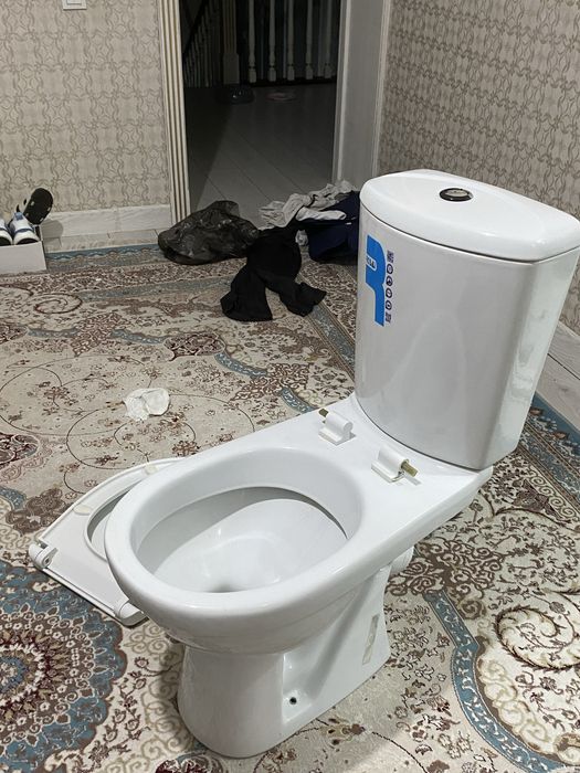 Унитаз сатылады срочно