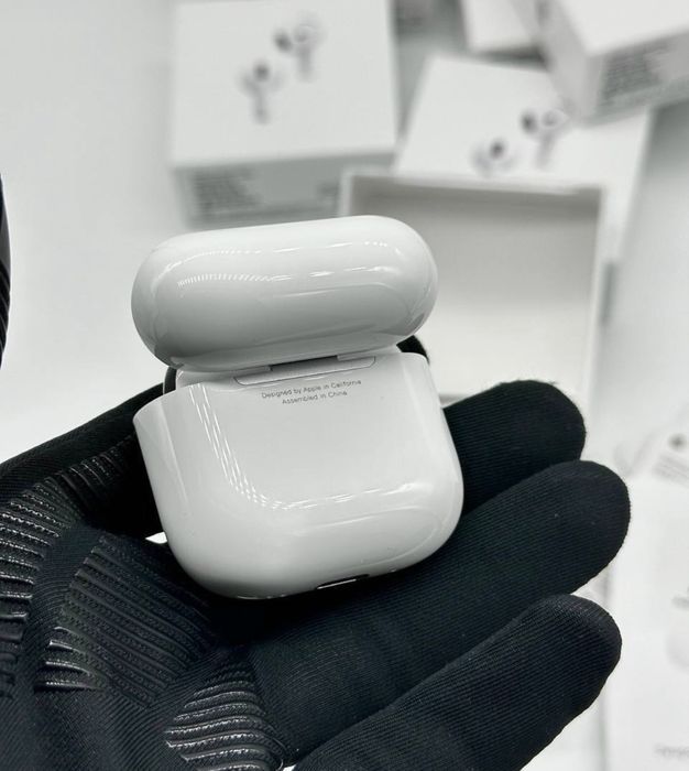  AirPods 4 NOI - Cluj Predare Personala