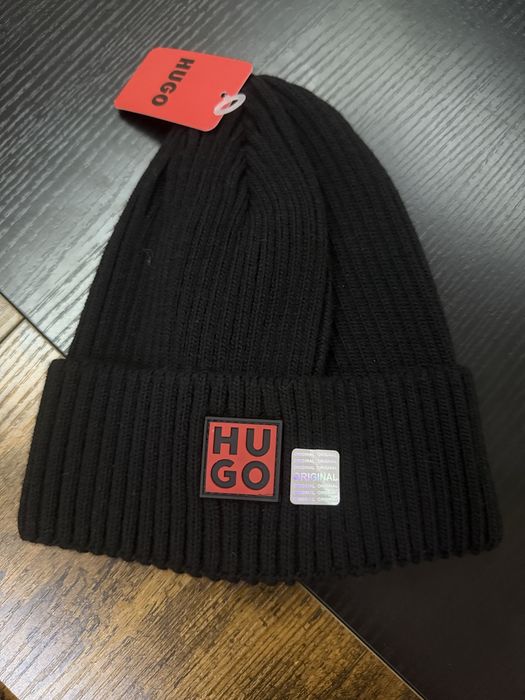 Fes caciula caciuli nike puma adidas north face calvin klein LV