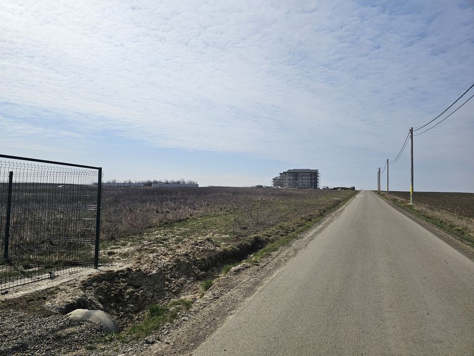 Proprietar- Vand loturi teren intravilan-Ideal pentru casa-Rachiti