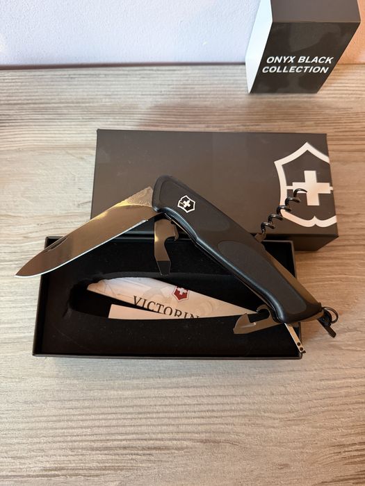Швейцарско ножче Victorinox