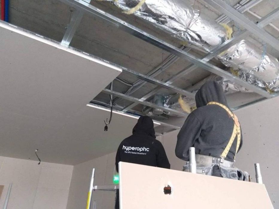 Замазка,Мазилка,Зидария,Гипсокартон,Шпакловка,Боя,Плочки,Покрив,Ремонт