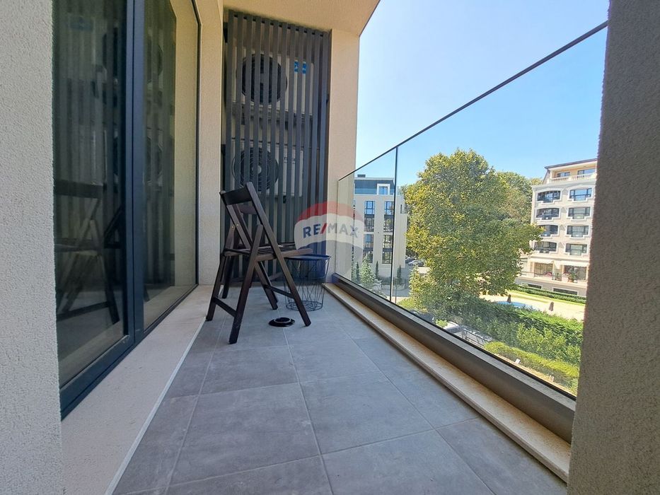 Дава се под наем Двустаен апартамент в к.к. Св.Св. Константин и Елена - 56 кв.м за 612 € - Снимка #10