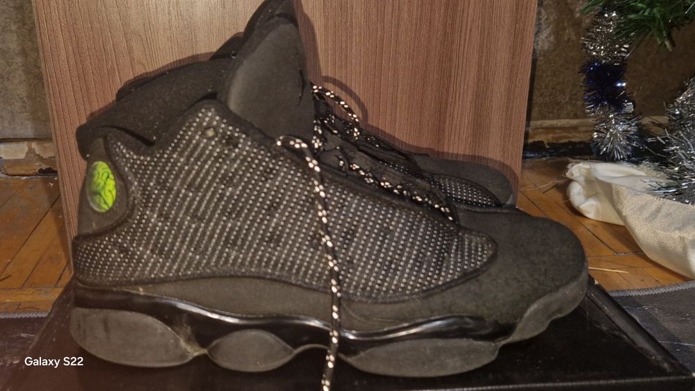 Air jordan 13 black cat