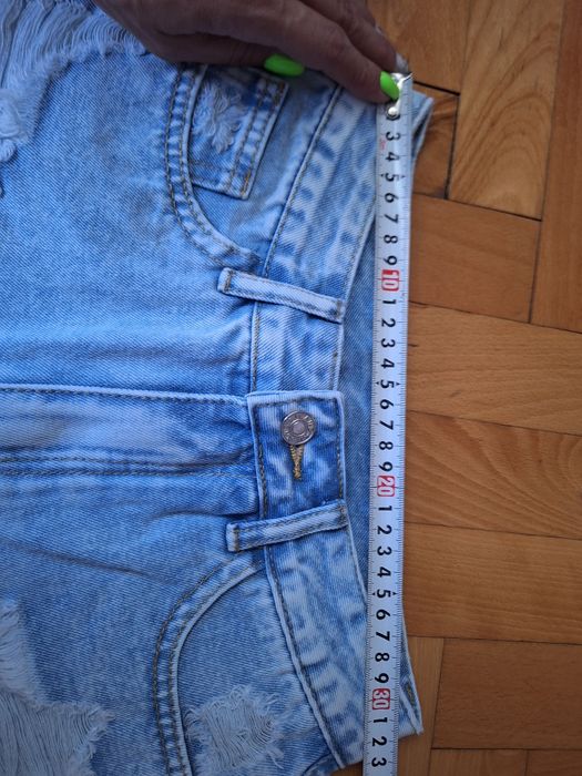 Дамски къси гащи