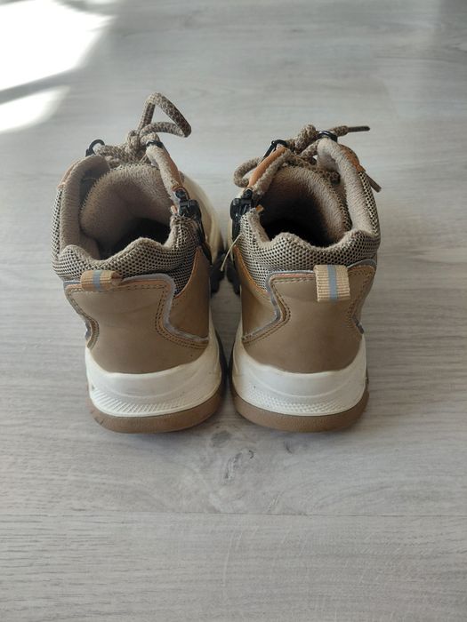 Детски зимни боти