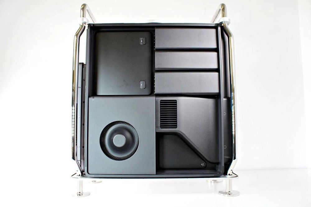 Apple Mac Pro Tower Intel Xeon W 16-cores AMD Radeon Pro W6800X 32GB GDDR6  64GB DDR4 1TB SSD