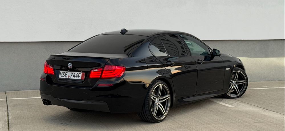 BMW 5 Series 2011 — imagine 4
