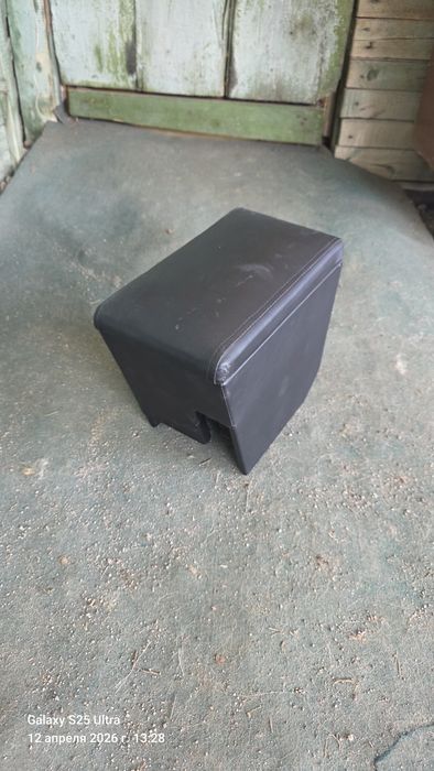 Подлокотник кия рио хюндай акцент