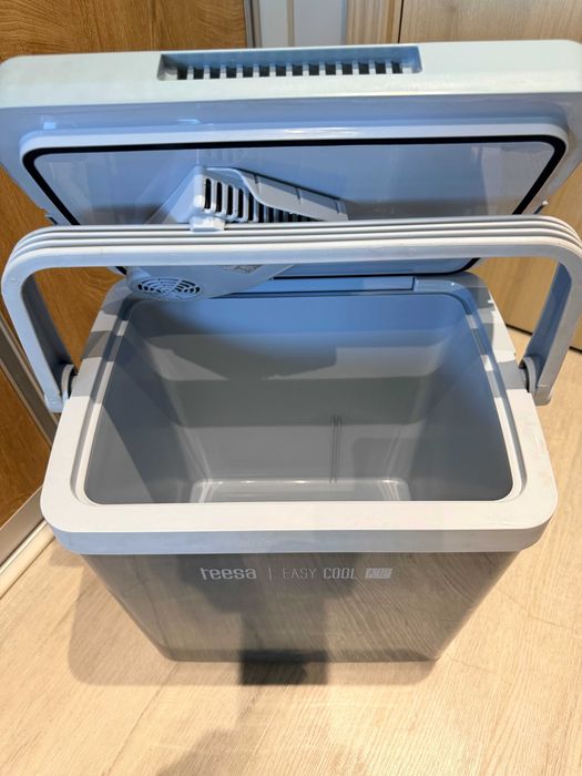Хладилнa чанта Treesa - , 32л, 12V-220V топло студено