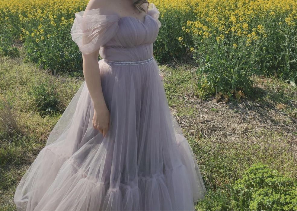 Официална рокля малко над глезена