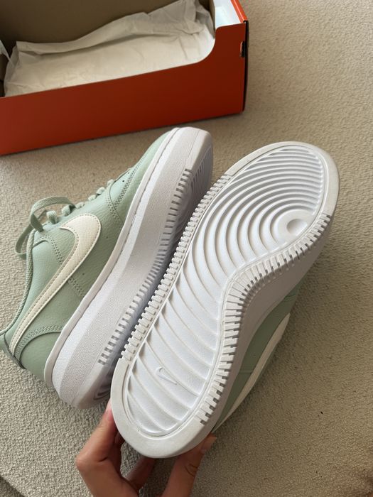 Nike court vision alta