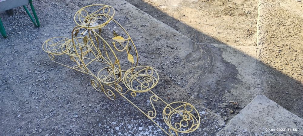 Подставка для цветов