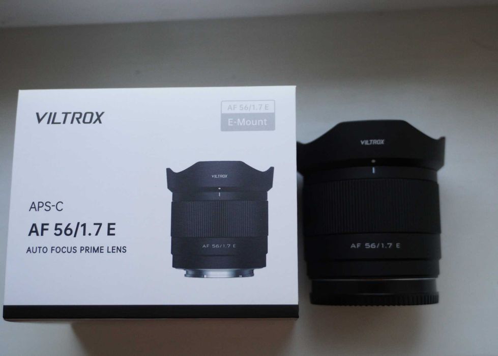 Цифровой фотоаппарат Sony zv-e10+объективы