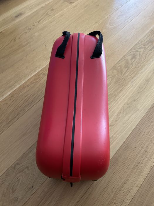 Samsonite Disney Cars Lightning McQueen ride-on