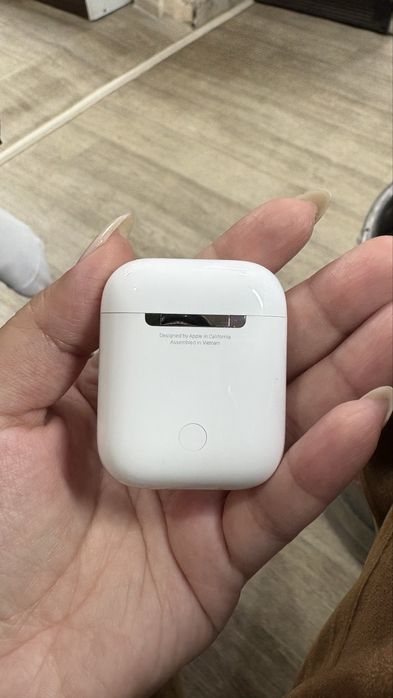 Продам наушники оригинал Air pods