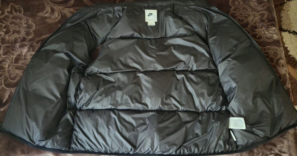 Vand vesta nike xl