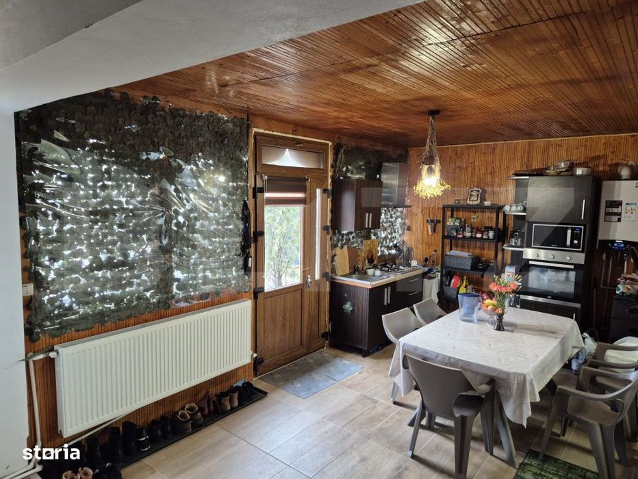 Casa primitoare pe parter, 456 mp teren, zona Facai