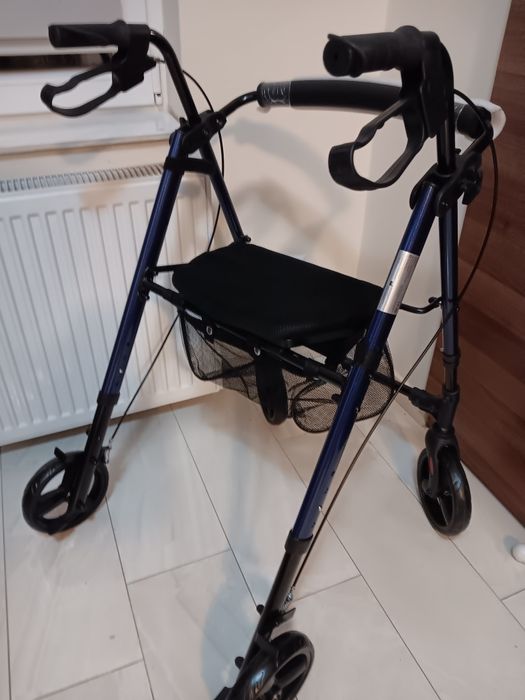 Cadru mers si scaun cu rotile pliabil