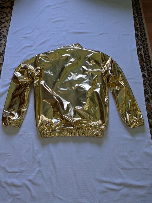 XXL. Bomber. Geacă aurie. Party people.