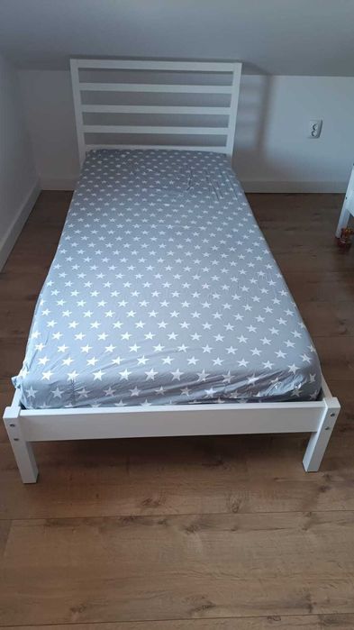 Pat Ikea cu somiere