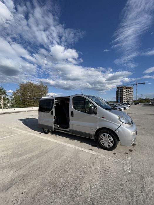 Opel Vivaro 2004 2.5cdti