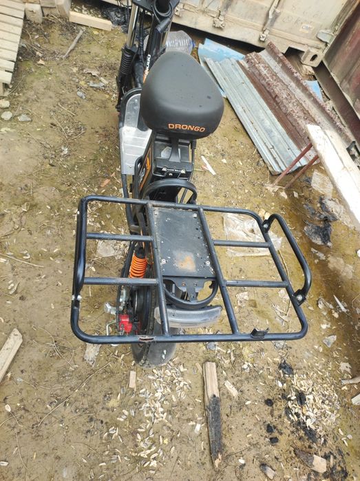 Skuter drongo sotiladi