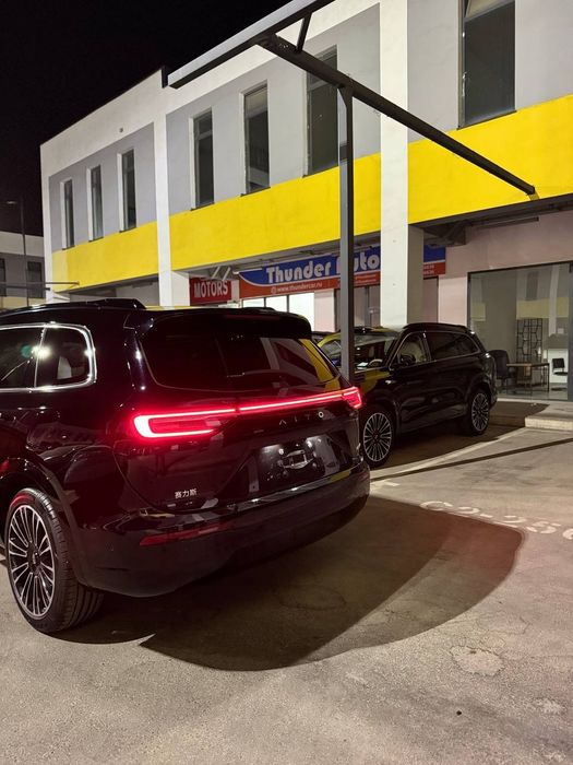 AITO M7 2025 5seats 6seats от 40.000$ до 50,000$