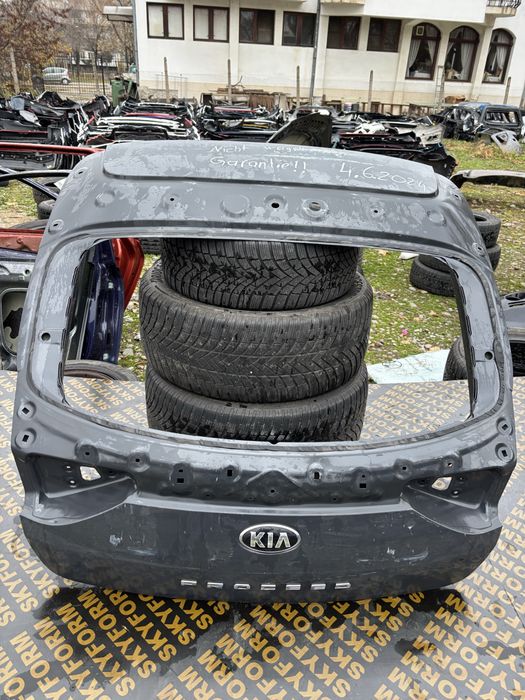 Капак Багажник Kia Proceed