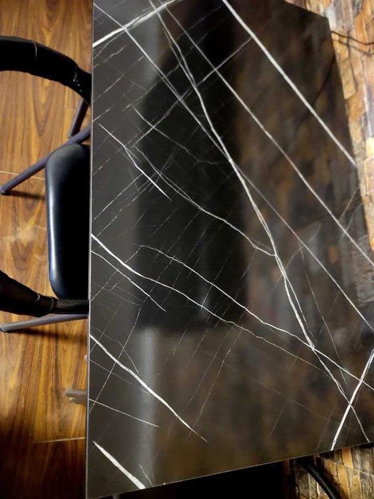 В новом состояние коммлект 1стол 4стула читайте ниже