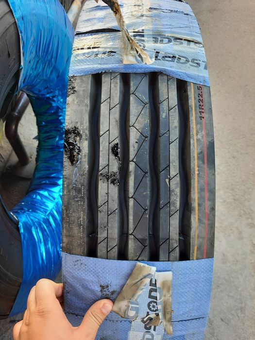 Грузовые автошины 11R22.5  для камаз зил 295/80R22.5 kamaz balon