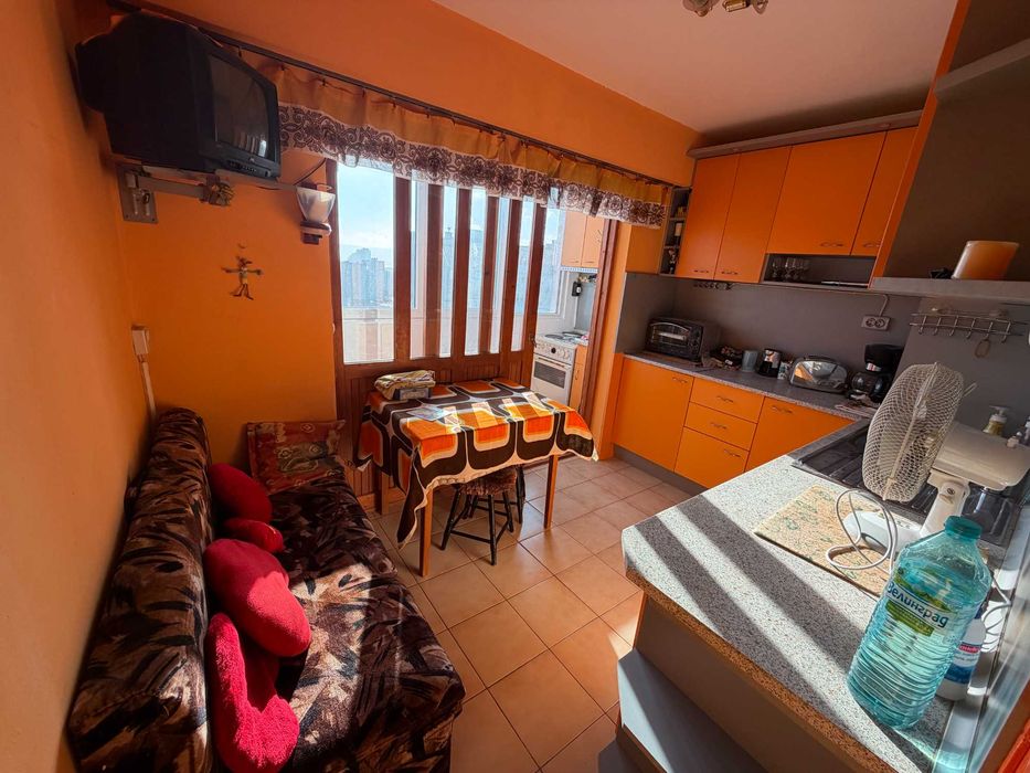 Продава се Тристаен апартамент в Варна, Левски - 68 кв.м за 1050 €/кв.м - Снимка #19