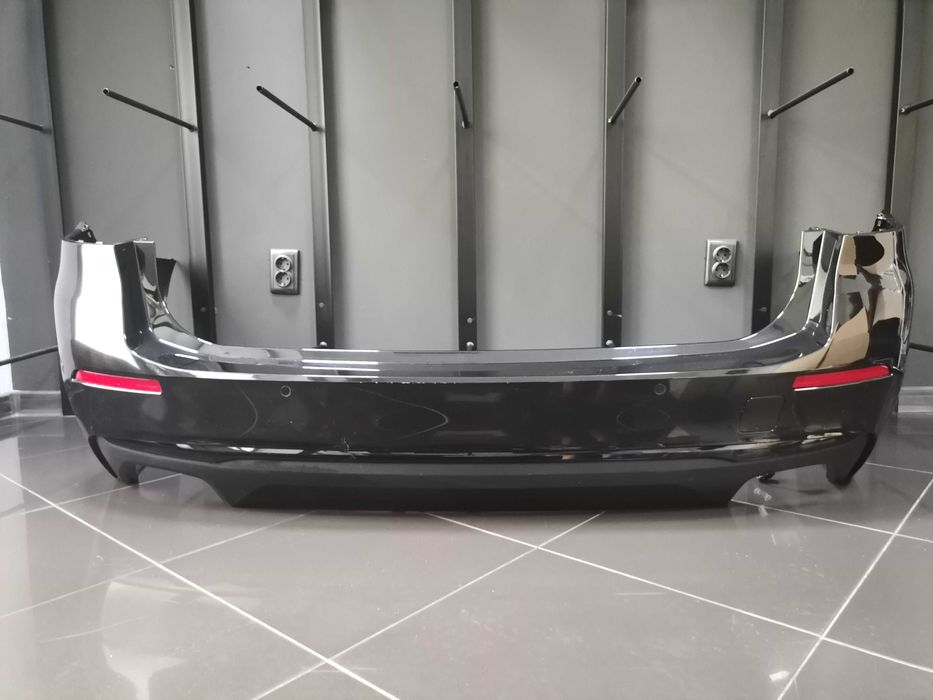 Задна Броня BMW 5 G31 LCI Basis БМВ G31 Комби Фейслифт Комплект - А23