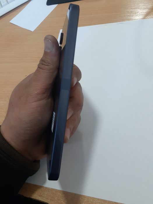 Samsung Galaxy A35 8/256 (qora)