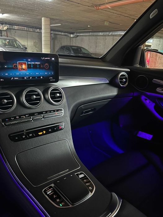 Намалена Цена!!!Mercedes GLC 300 AMG 4Matic Panorama 89000