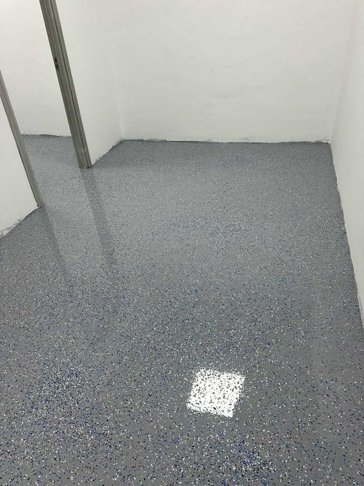 Pardoseli epoxidice si efecte decorative podea si pereti