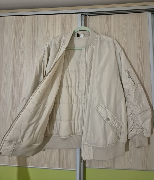 H&M ново бомбър яке