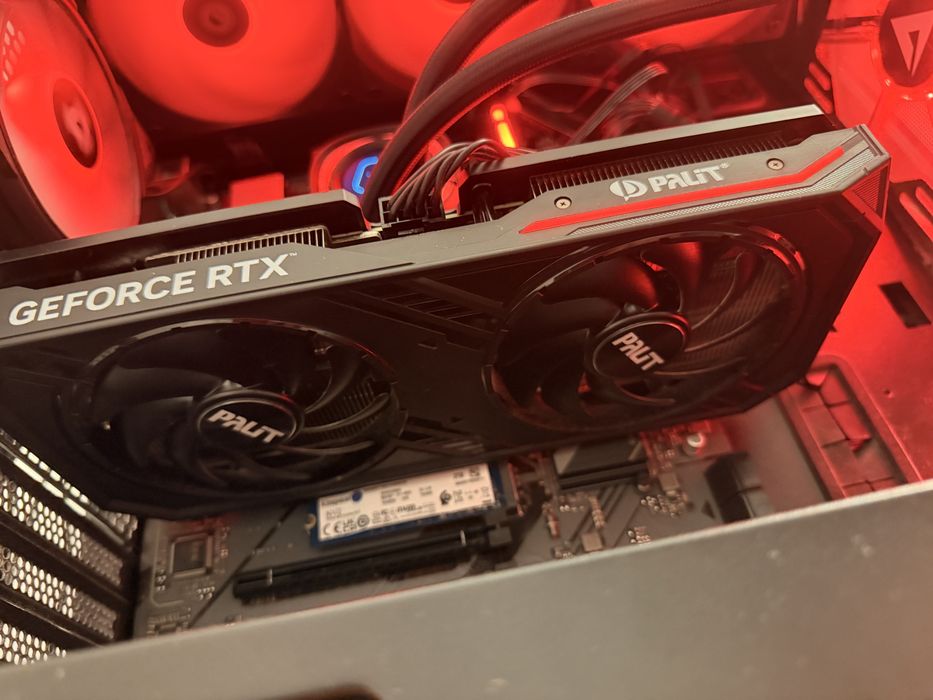 Rtx 4070 Palit.