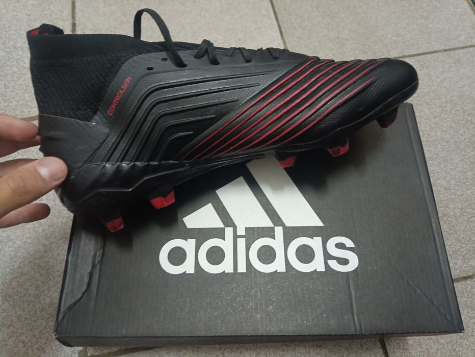 Футбольные бутсы