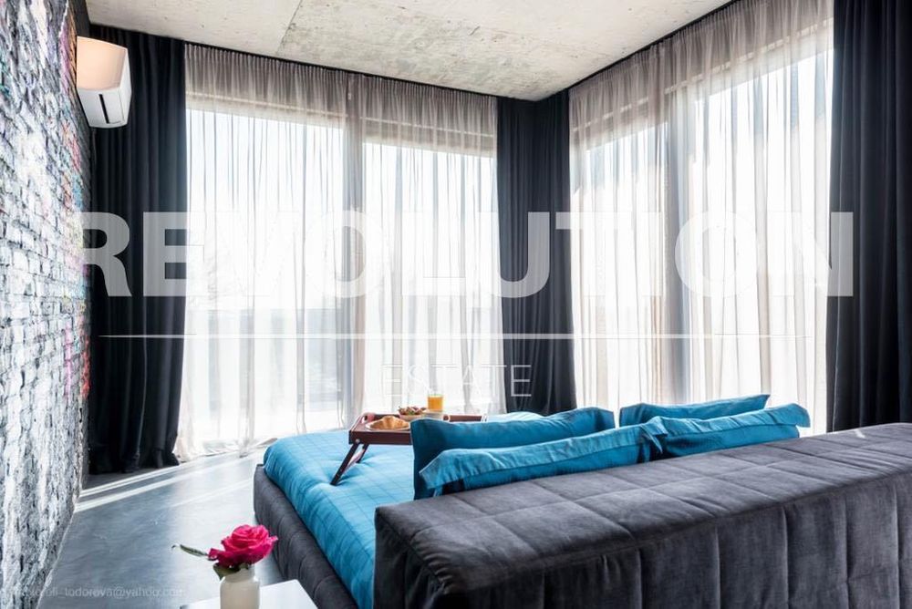 Дава се под наем Къща в Варна, Център - 200 кв.м за 2493.39 € - Снимка #6