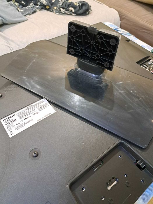 Телевизор HITACHI 49 инча на части