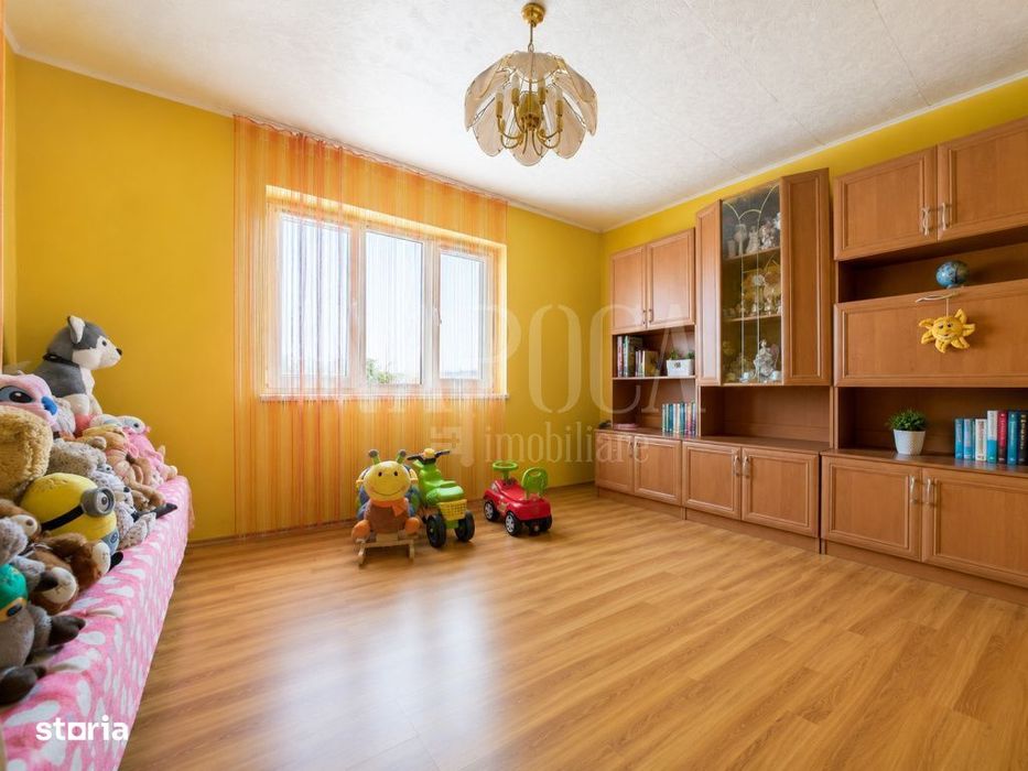 Apartament 4 camere de vanzare in Iosia Oradea, Oradea
