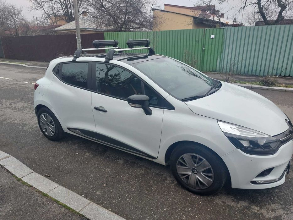 Renault Clio fabricatie 2018 -29.183 km.