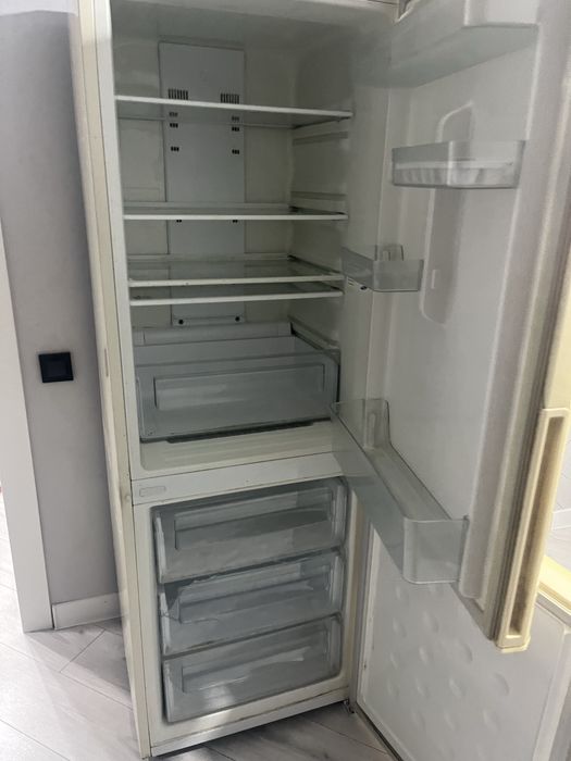 Холодильник самсунг