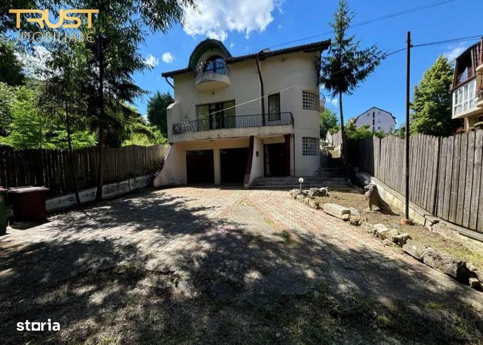 Casa individuala l D+P+E l 4 Bai l Parcare