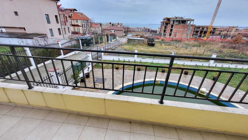 Продава се Двустаен апартамент в Свети Влас - 55 кв.м за 910 €/кв.м - Снимка #1