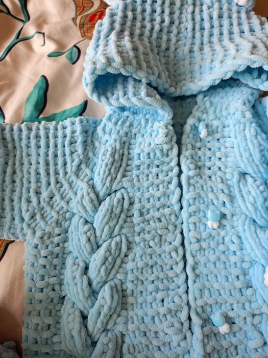 Продам новый костюмчик