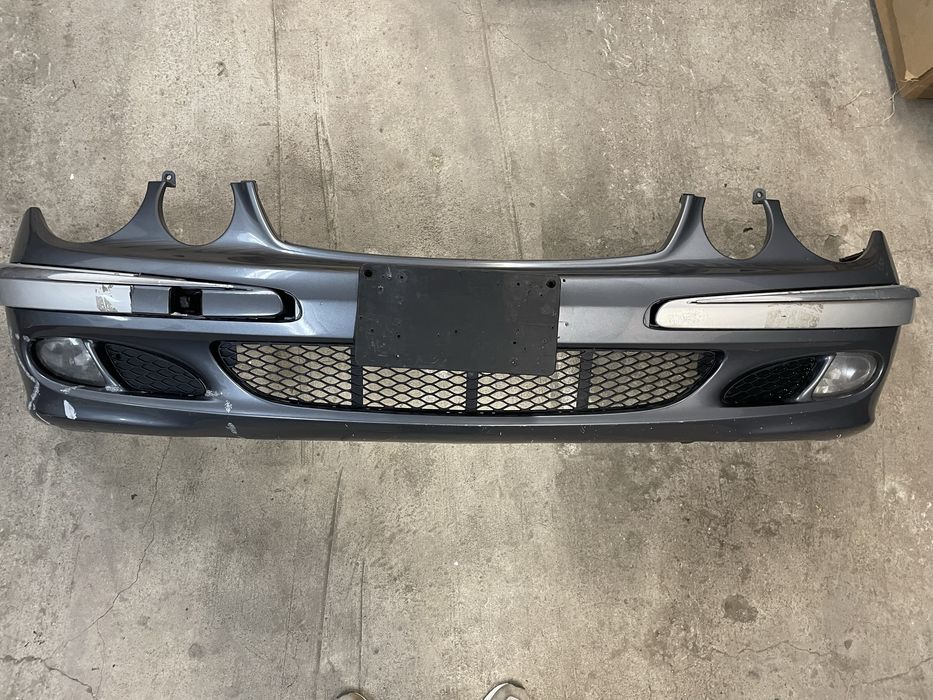 продам бампер! 211ый мерс.