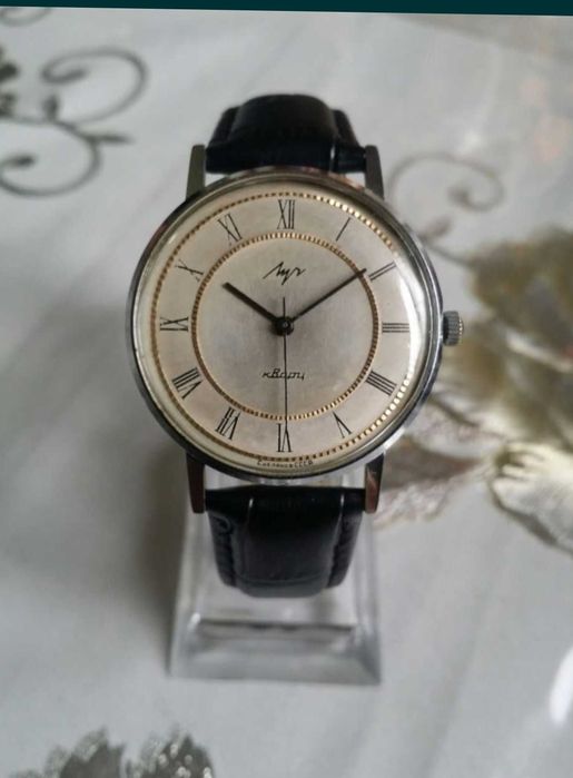 Продам часы - Луч