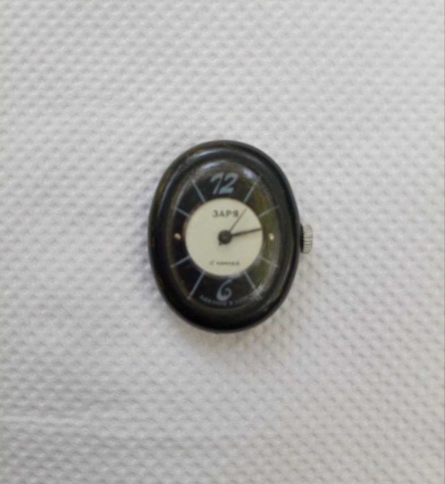 Женские наручные механические часы Заря рабочие